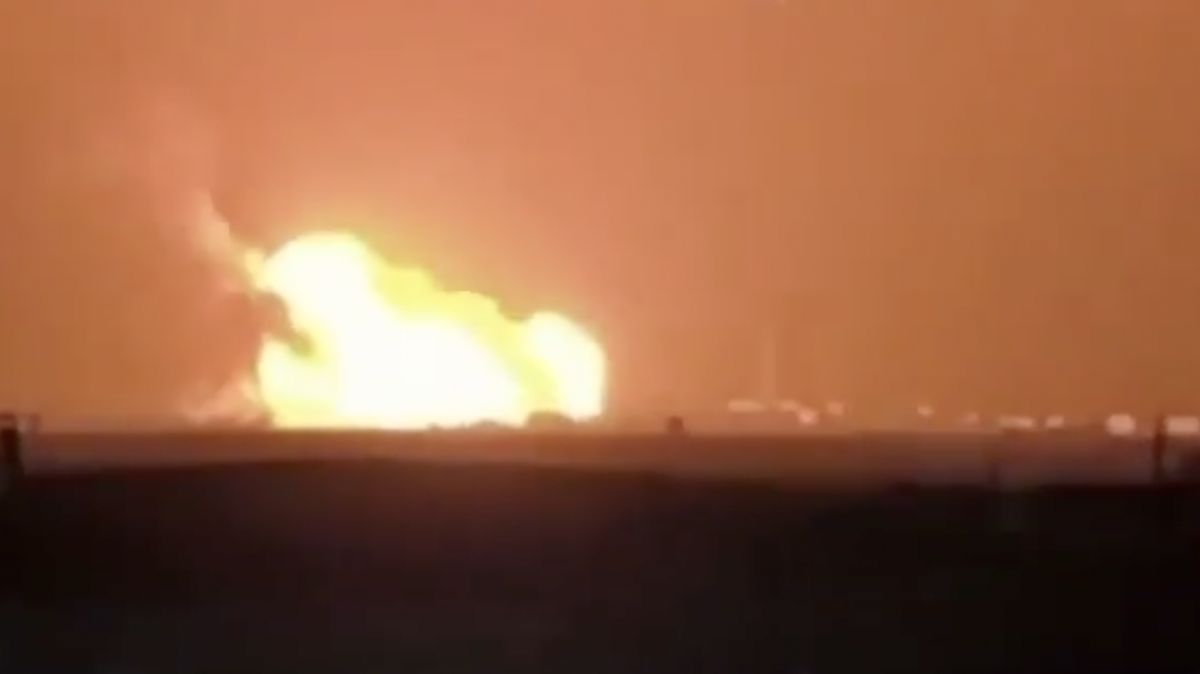 Video: Hořelo tři dny. Ukrajina zaútočila na ruský přístav